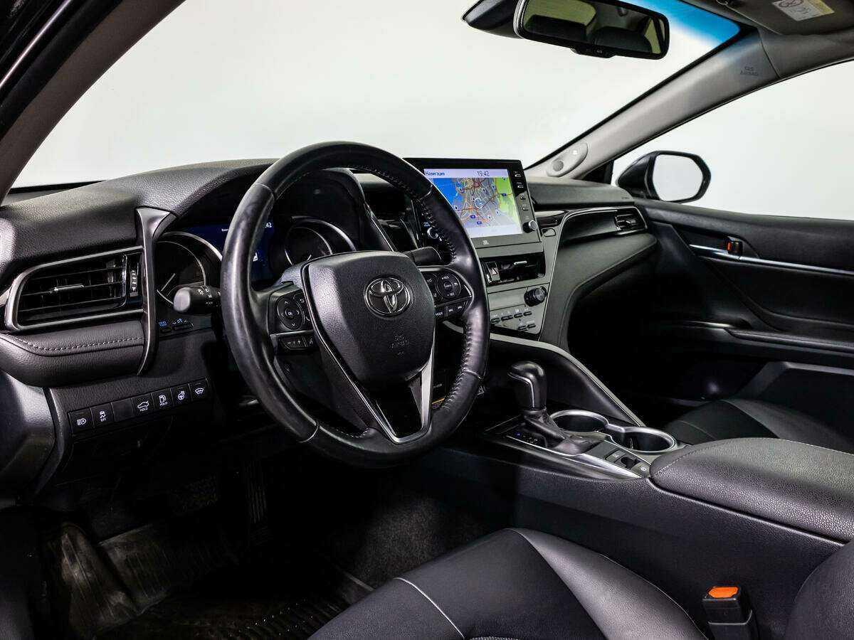 Купить Toyota Camry с пробегом. Фото: #8
