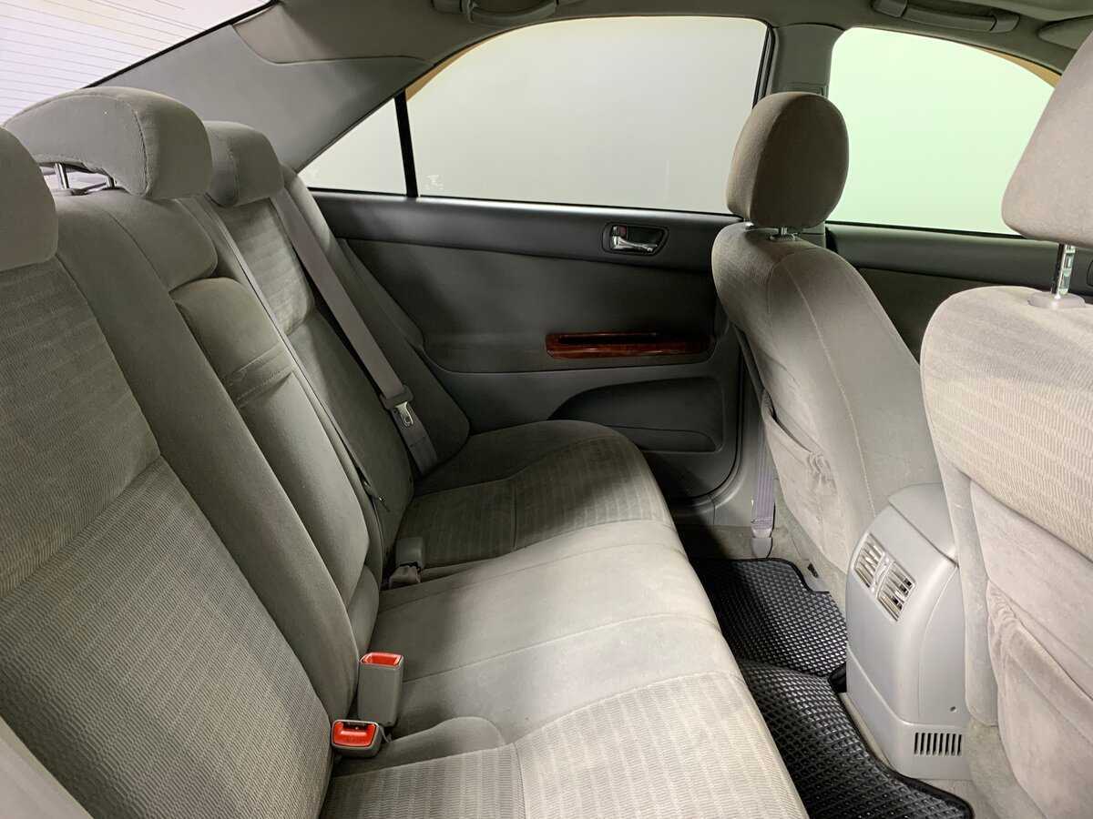 Купить Toyota Camry с пробегом. Фото: #14