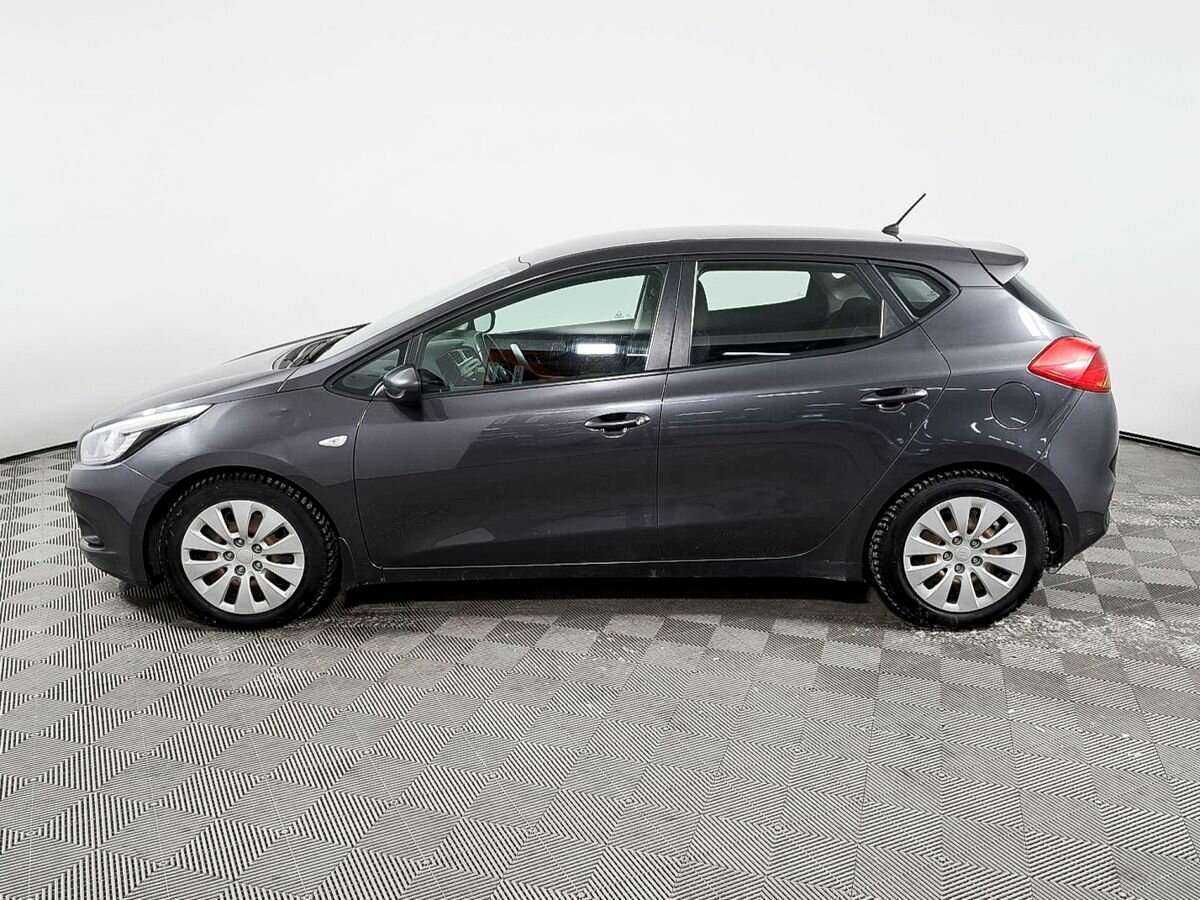 Купить Kia Ceed с пробегом. Фото: #7