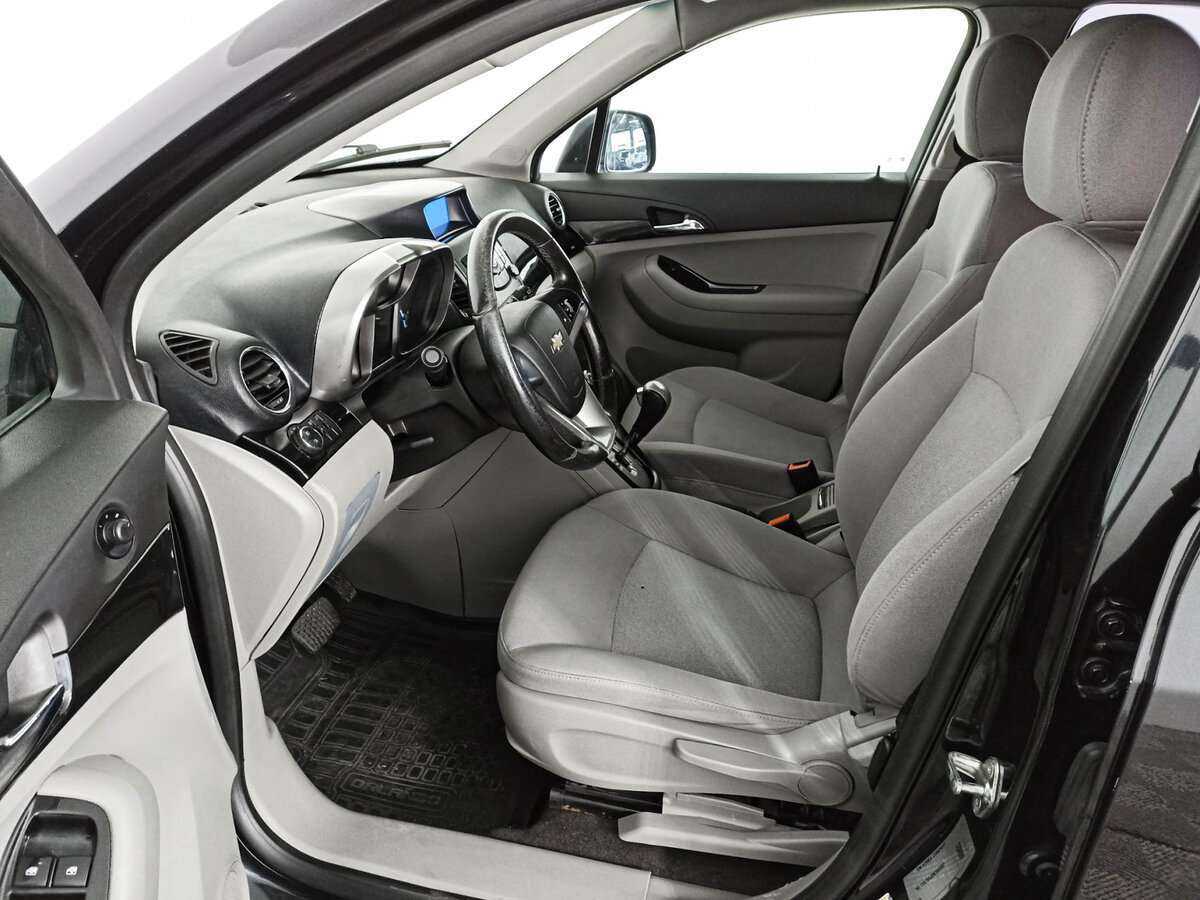 Купить Chevrolet Orlando с пробегом. Фото: #15