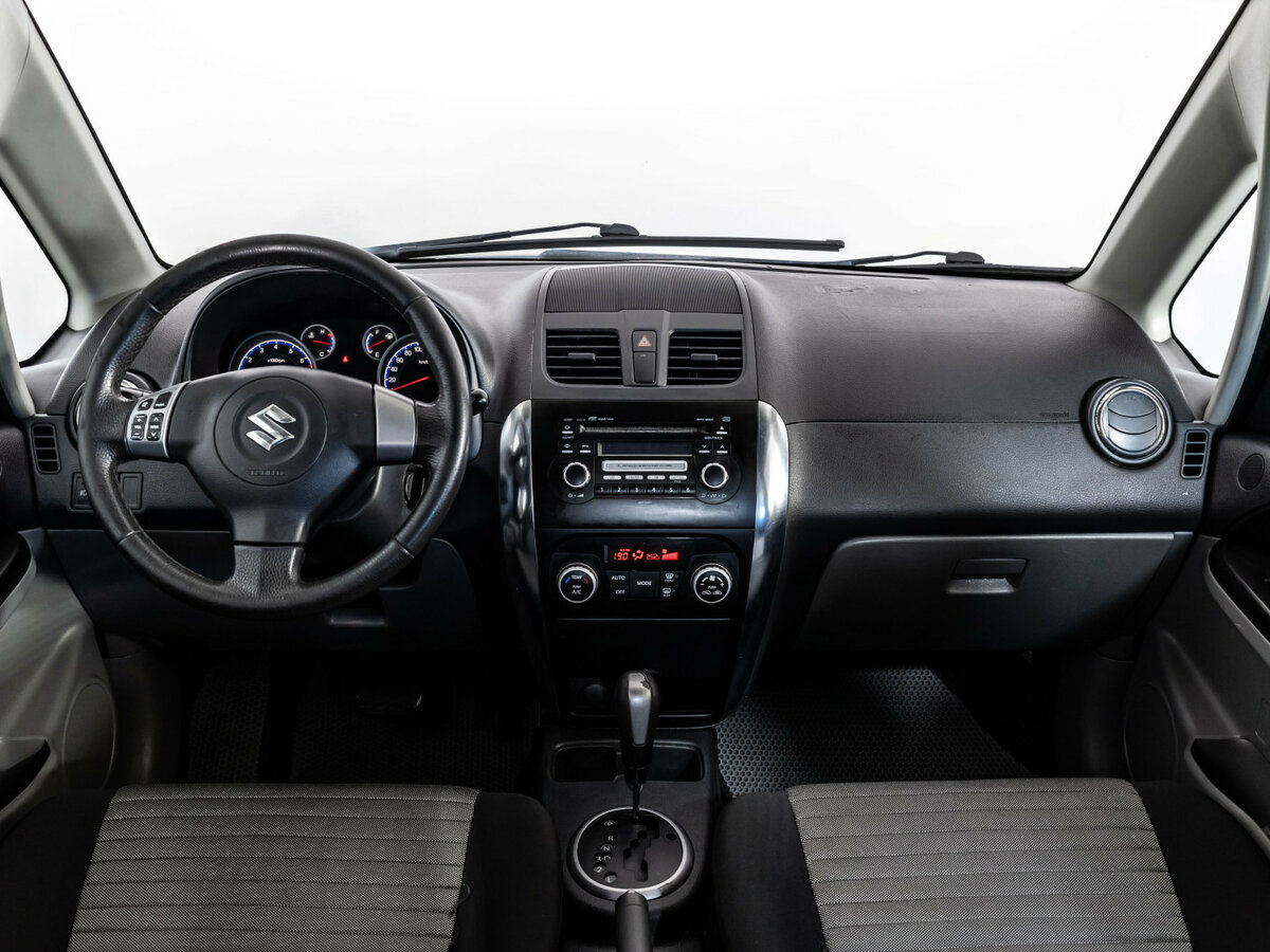 Купить Suzuki SX4 с пробегом. Фото: #7