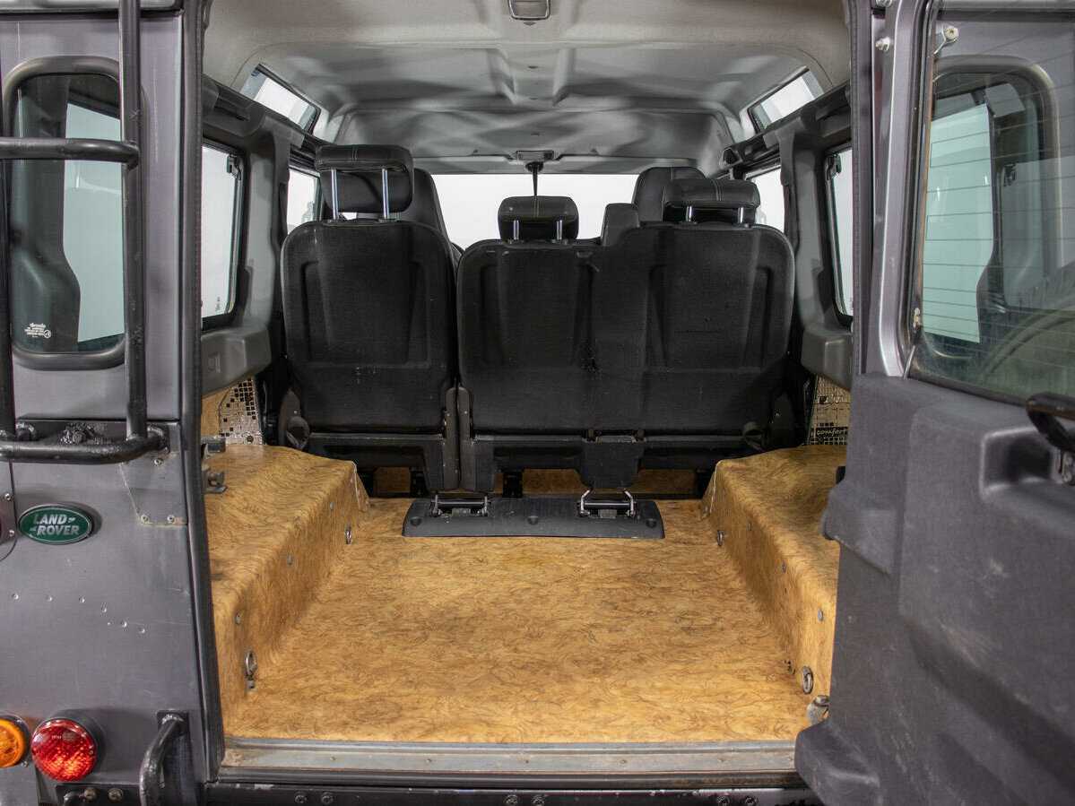 Купить Land Rover Defender с пробегом. Фото: #20