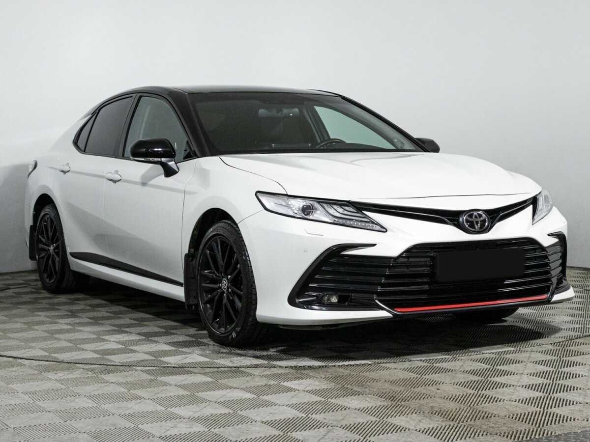Купить Toyota Camry с пробегом. Фото: #2