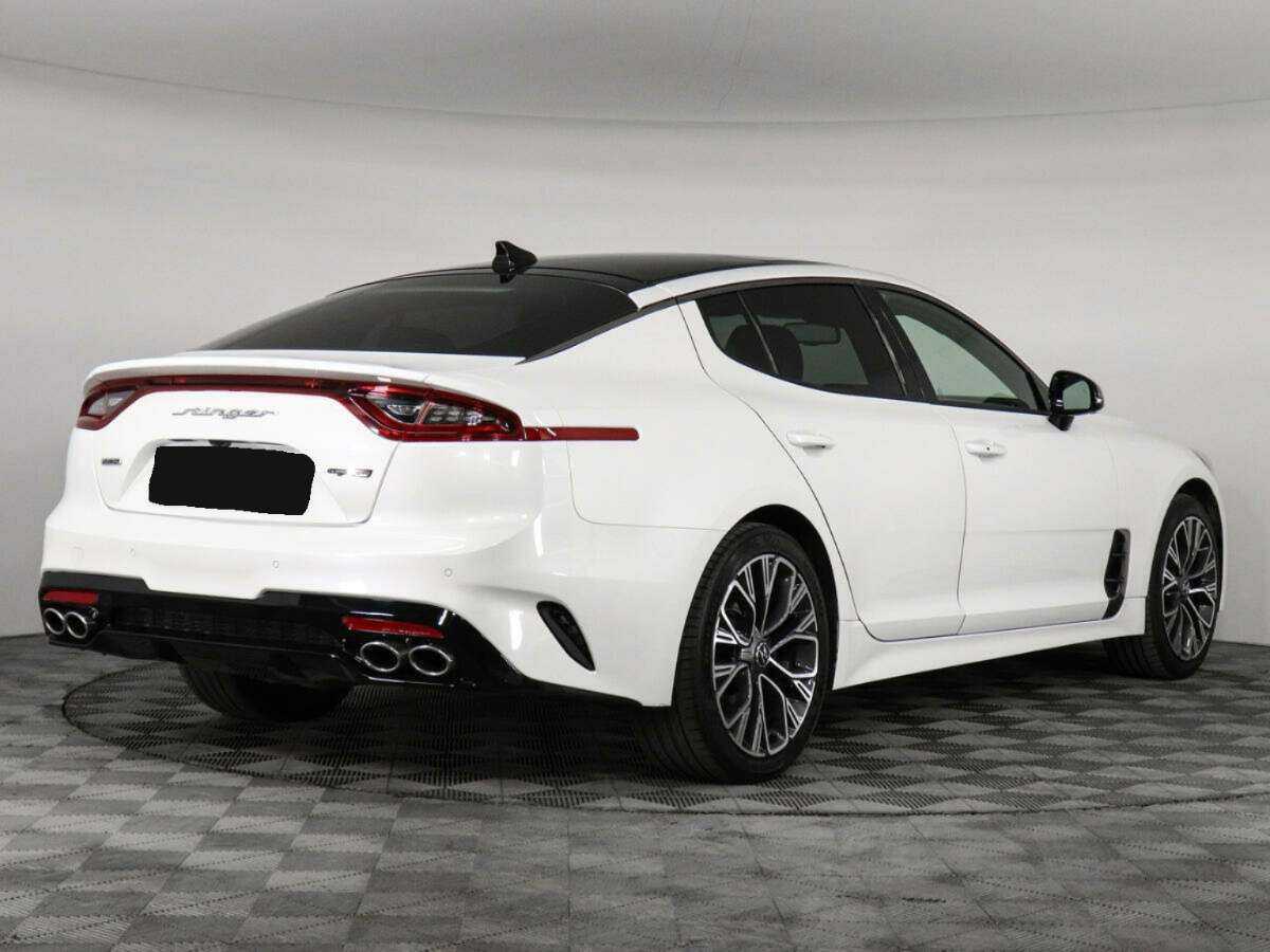 Купить Kia Stinger с пробегом. Фото: #4