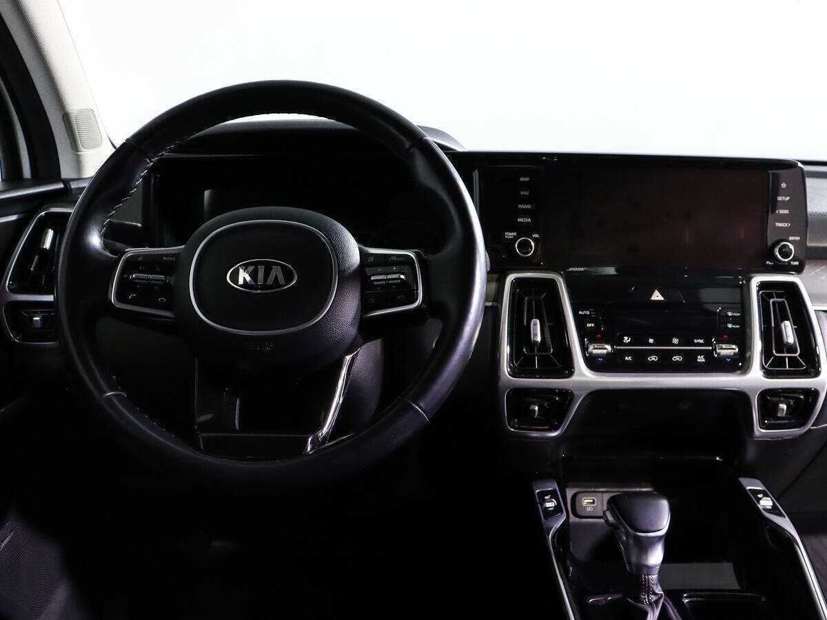 Купить Kia Sorento с пробегом. Фото: #9