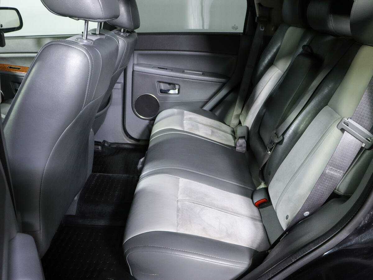 Купить Jeep Grand Cherokee с пробегом. Фото: #8