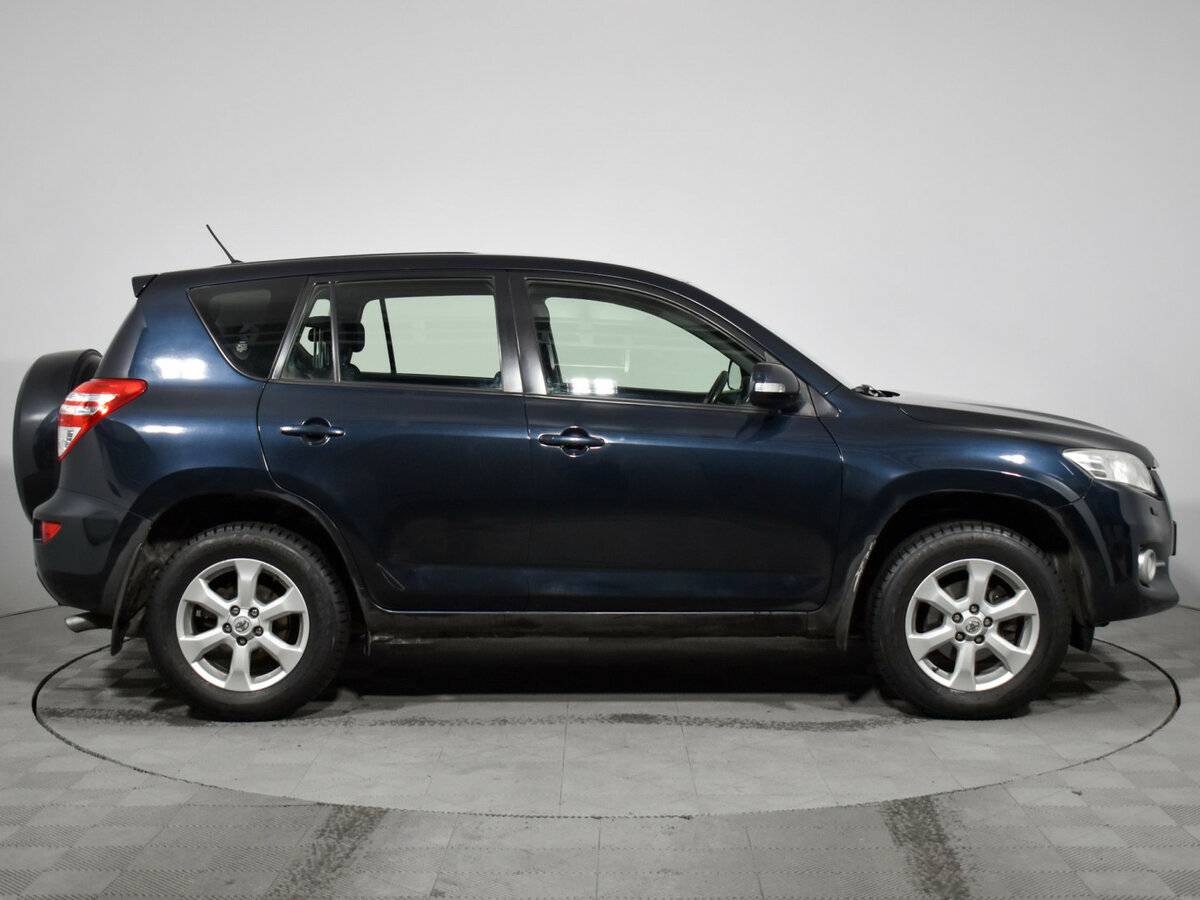 Купить Toyota RAV4 с пробегом. Фото: #3