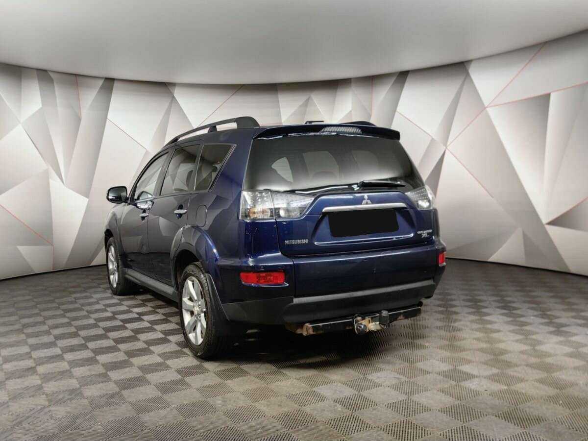Купить Mitsubishi Outlander с пробегом. Фото: #3
