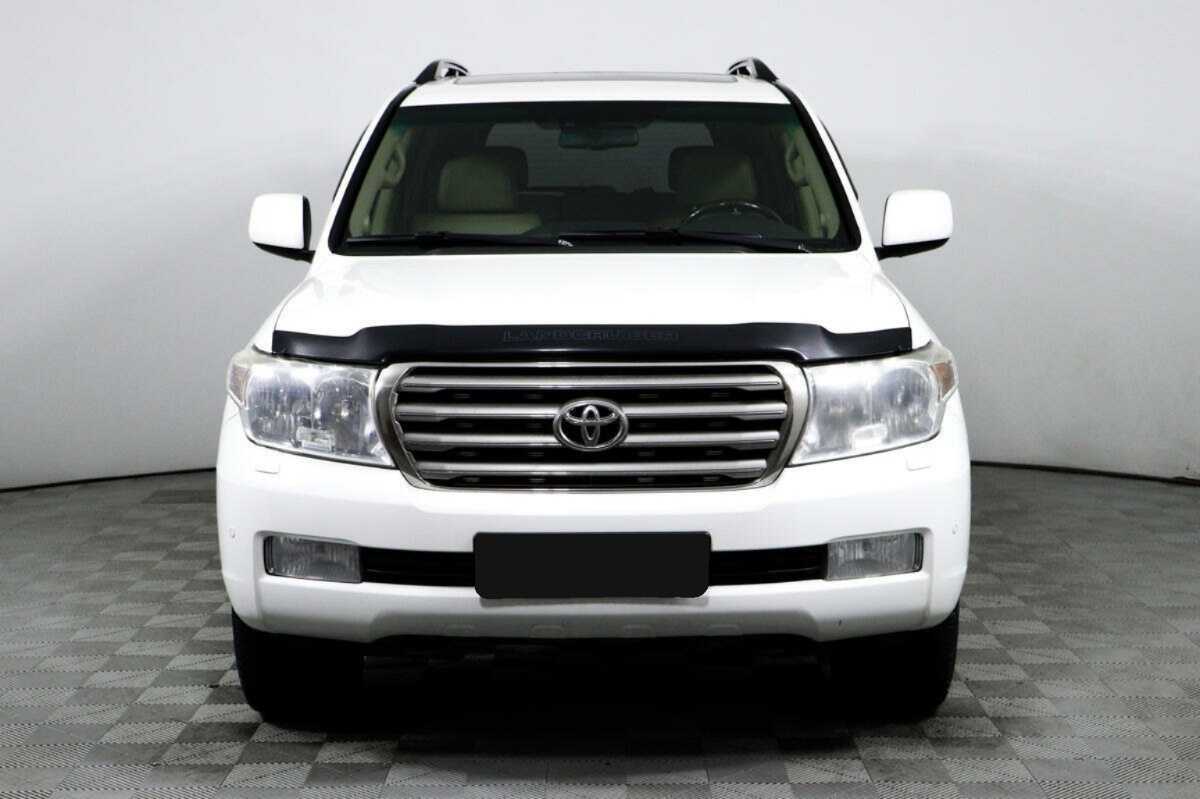 Купить Toyota Land Cruiser с пробегом. Фото: #1