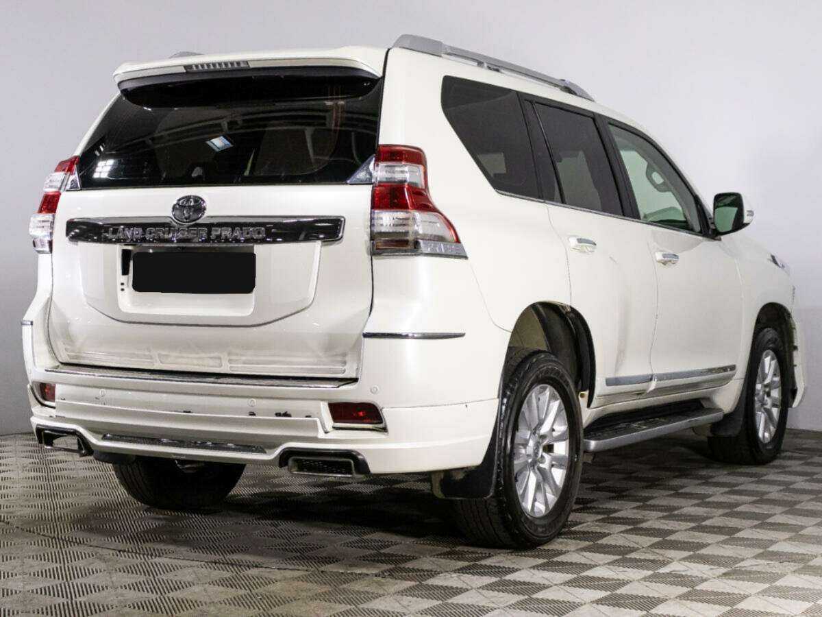 Купить Toyota Land Cruiser Prado с пробегом. Фото: #4