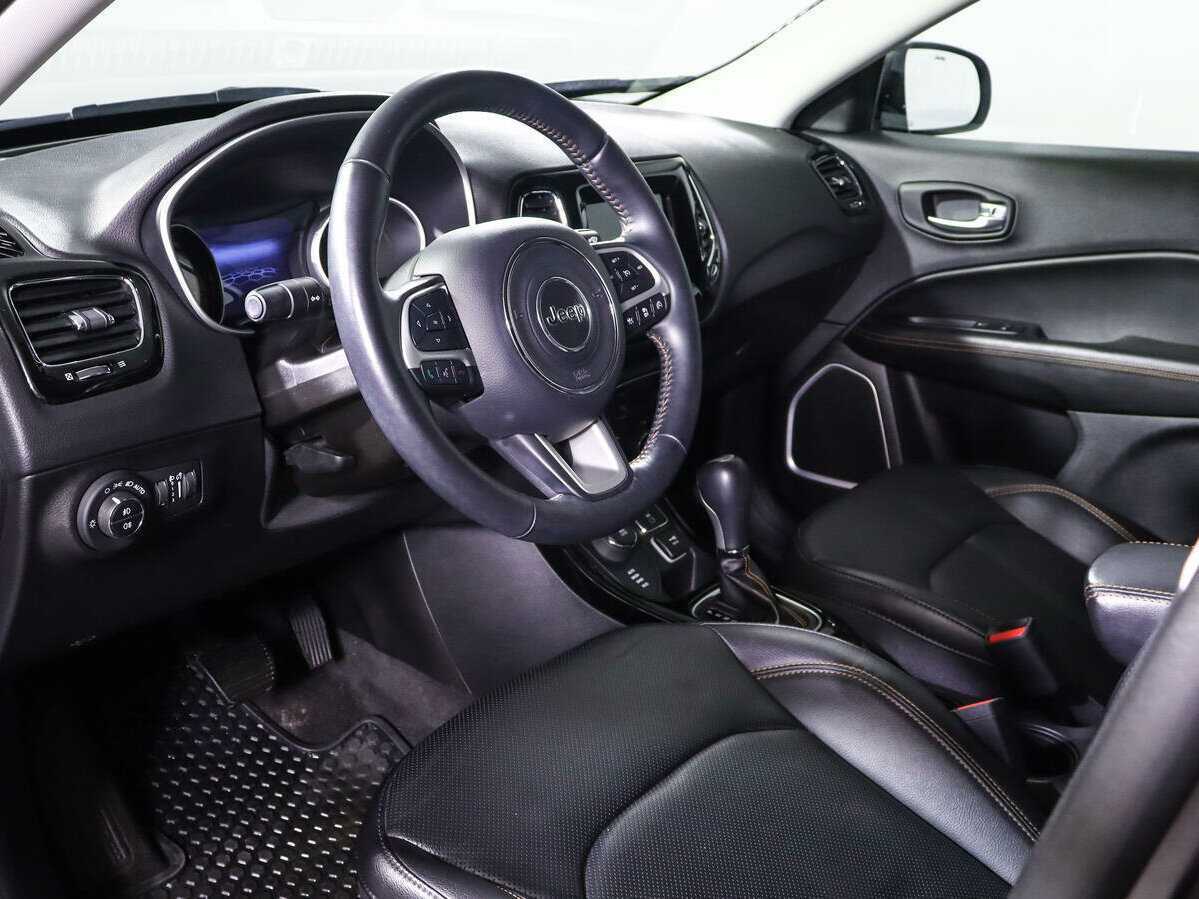 Купить Jeep Compass с пробегом. Фото: #11