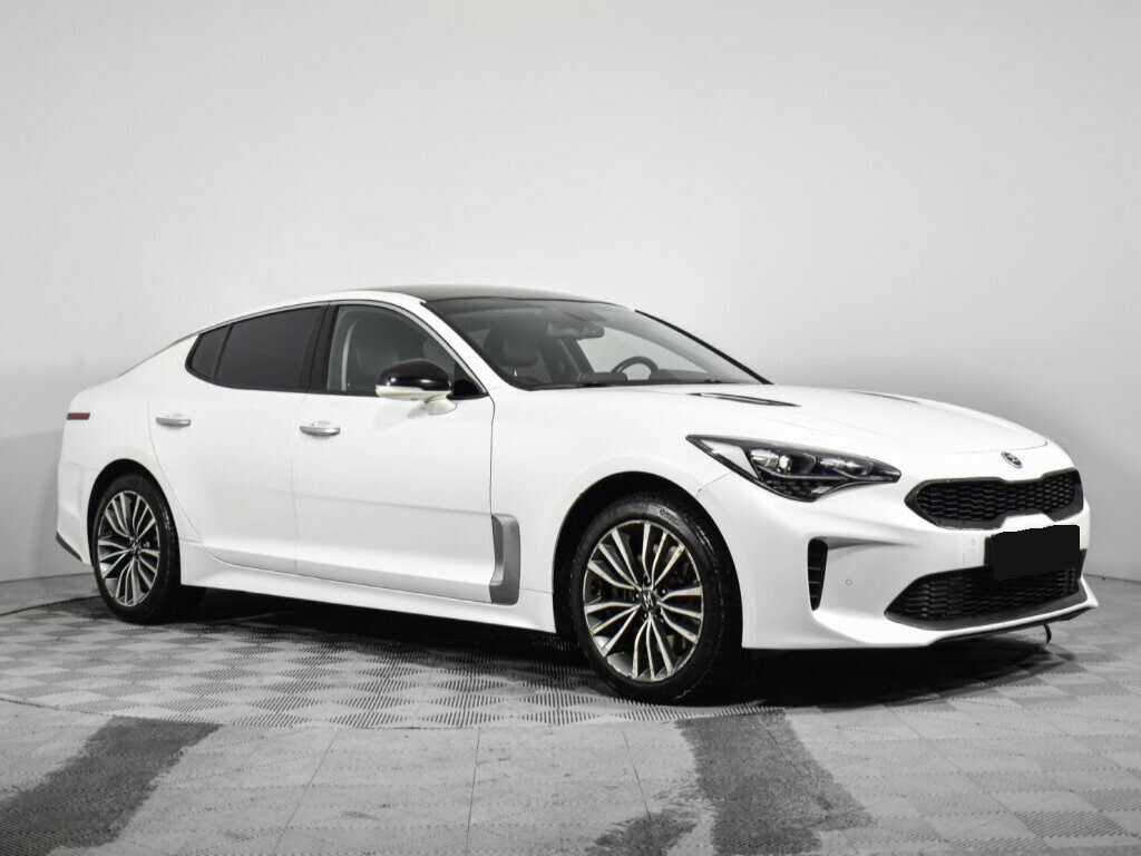 Купить Kia Stinger с пробегом. Фото: #2