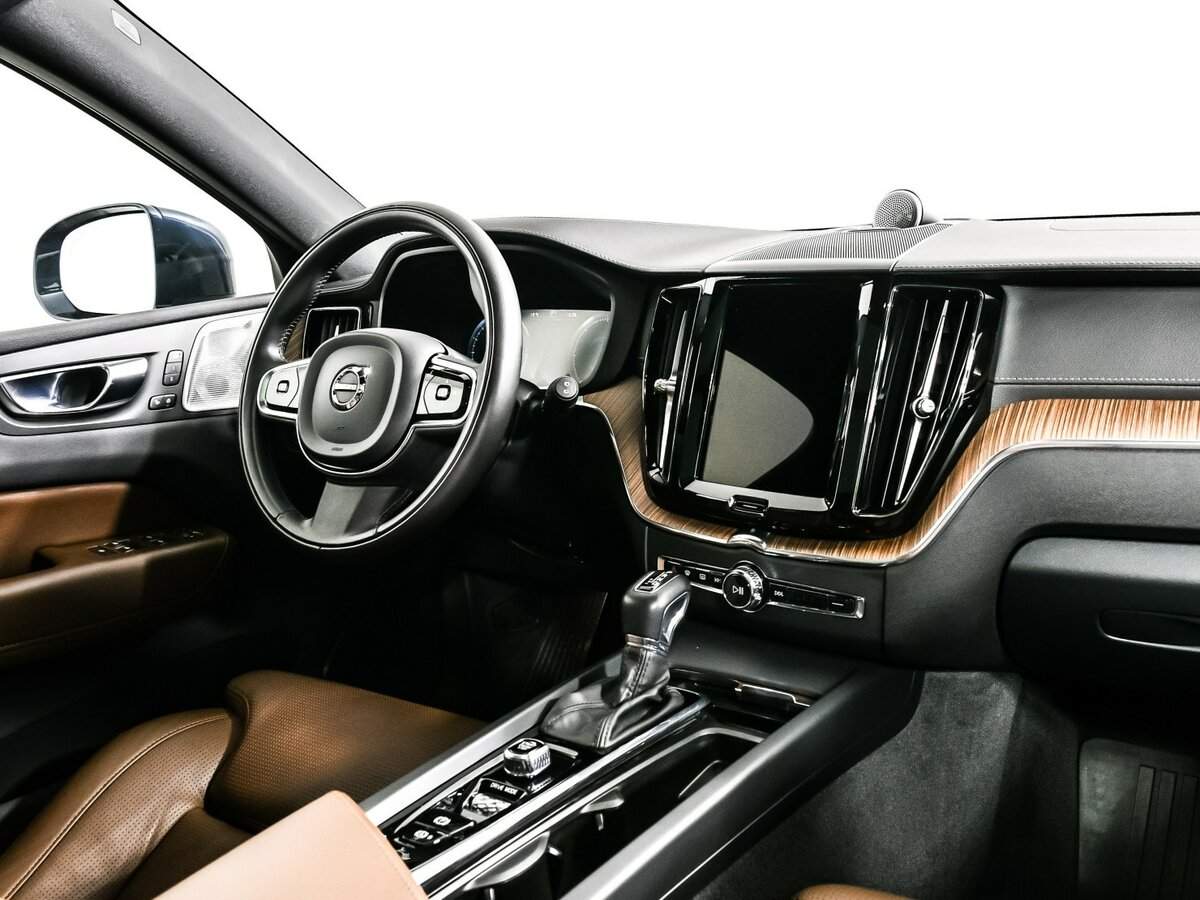 Купить Volvo XC60 с пробегом. Фото: #8