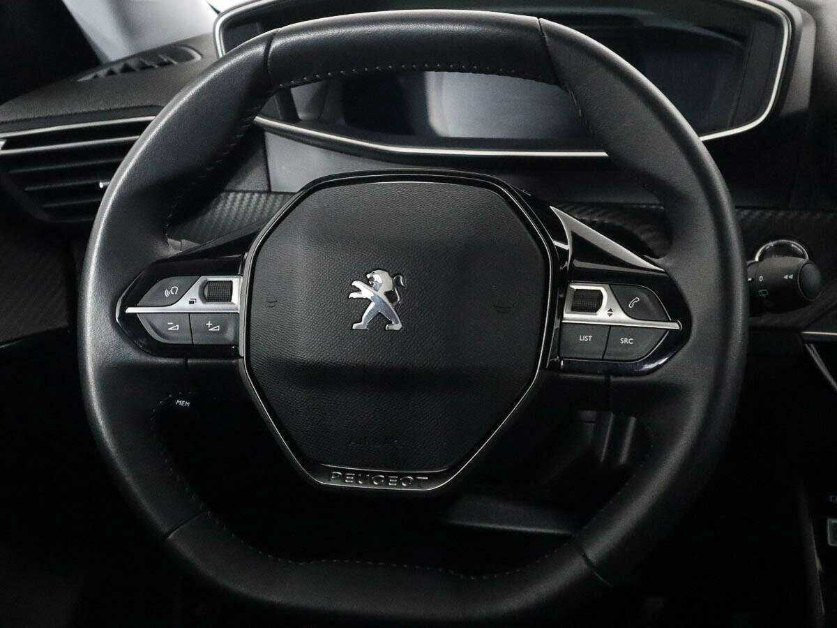 Купить Peugeot 2008 с пробегом. Фото: #12