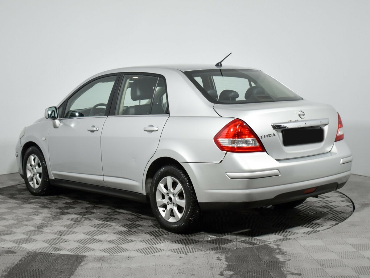 Купить Nissan Tiida с пробегом. Фото: #6