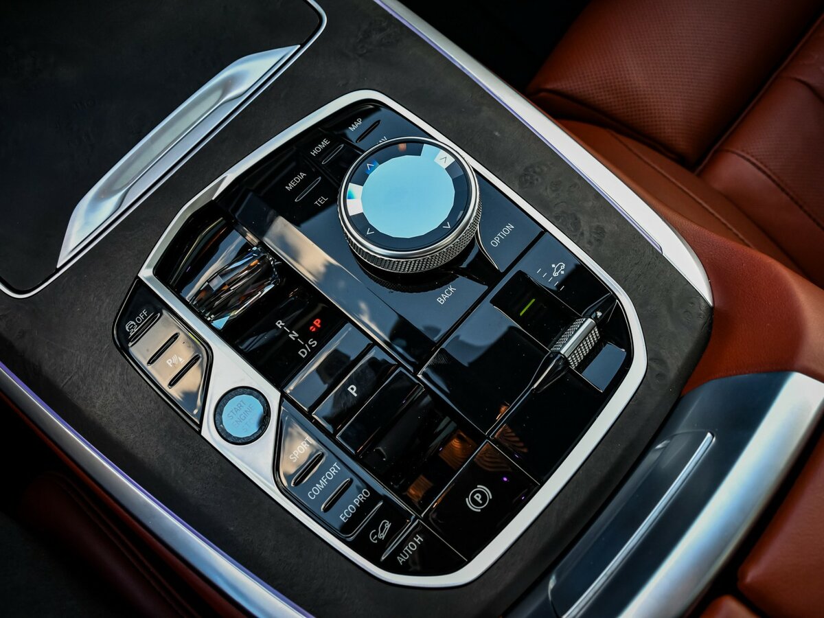 Купить BMW X7 с пробегом. Фото: #29