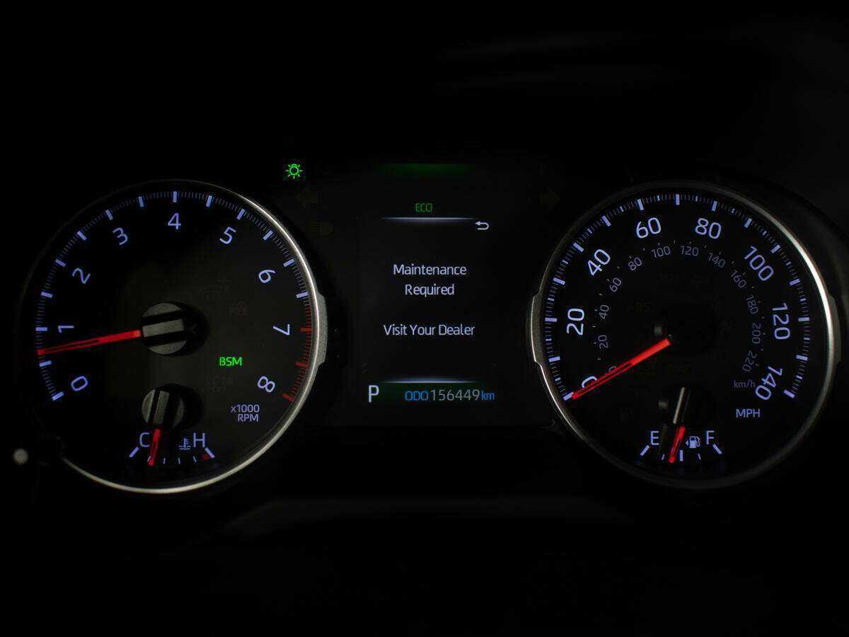 Купить Toyota RAV4 с пробегом. Фото: #10