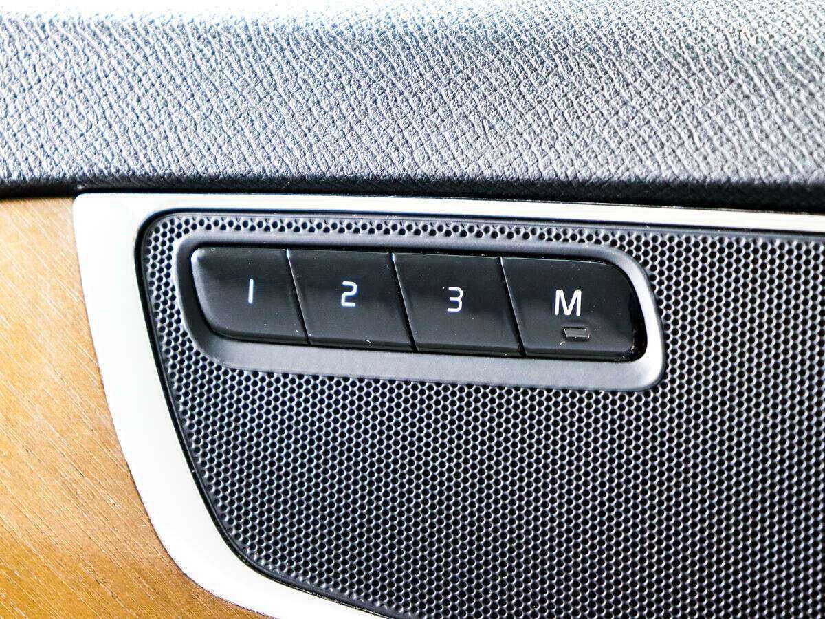 Купить Volvo XC90 с пробегом. Фото: #20