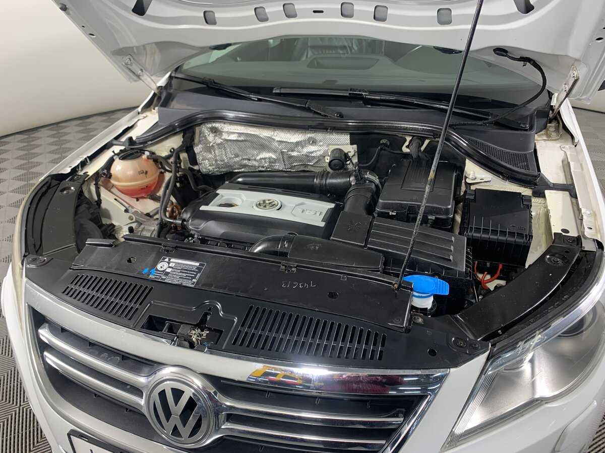 Купить Volkswagen Tiguan с пробегом. Фото: #10