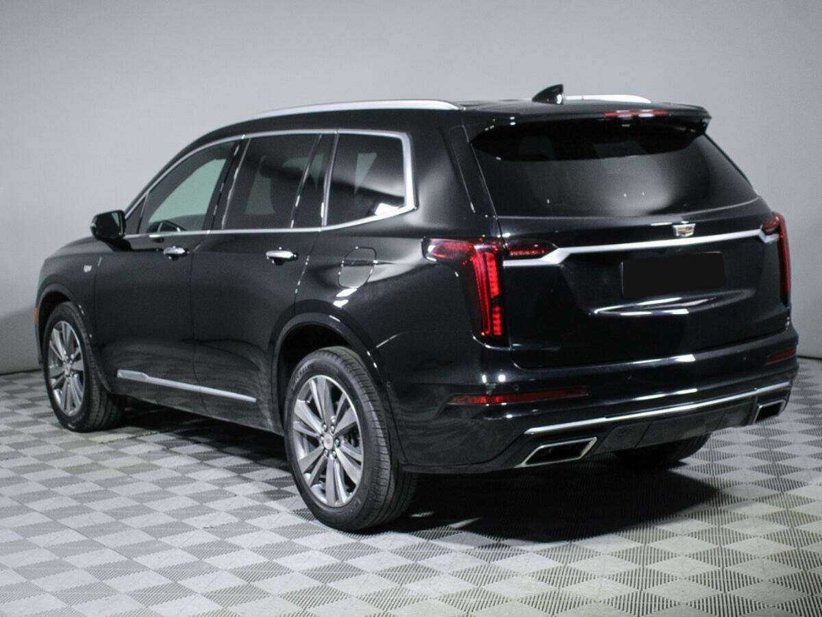 Купить Cadillac XT6 с пробегом. Фото: #4