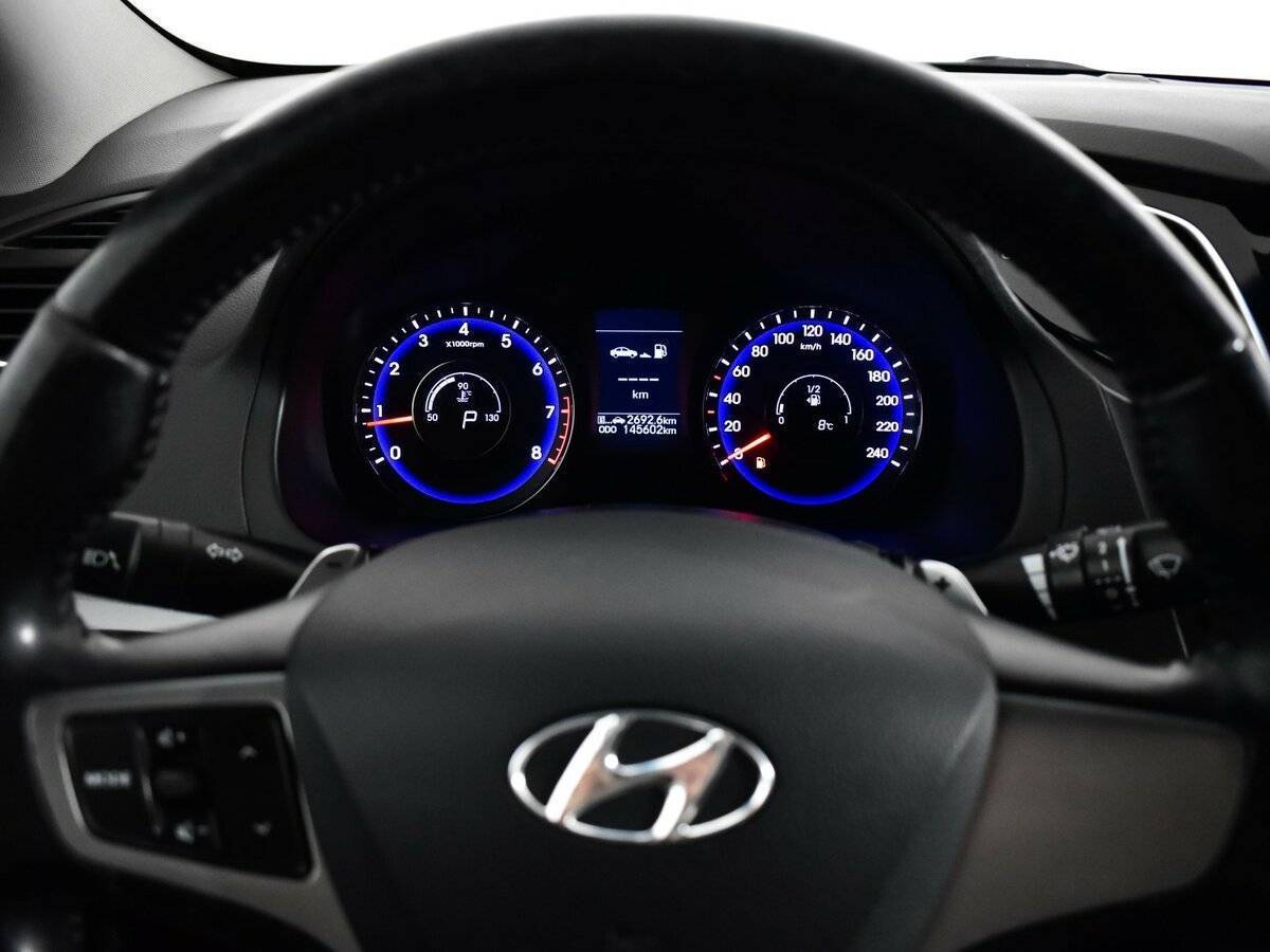 Купить Hyundai i40 с пробегом. Фото: #10