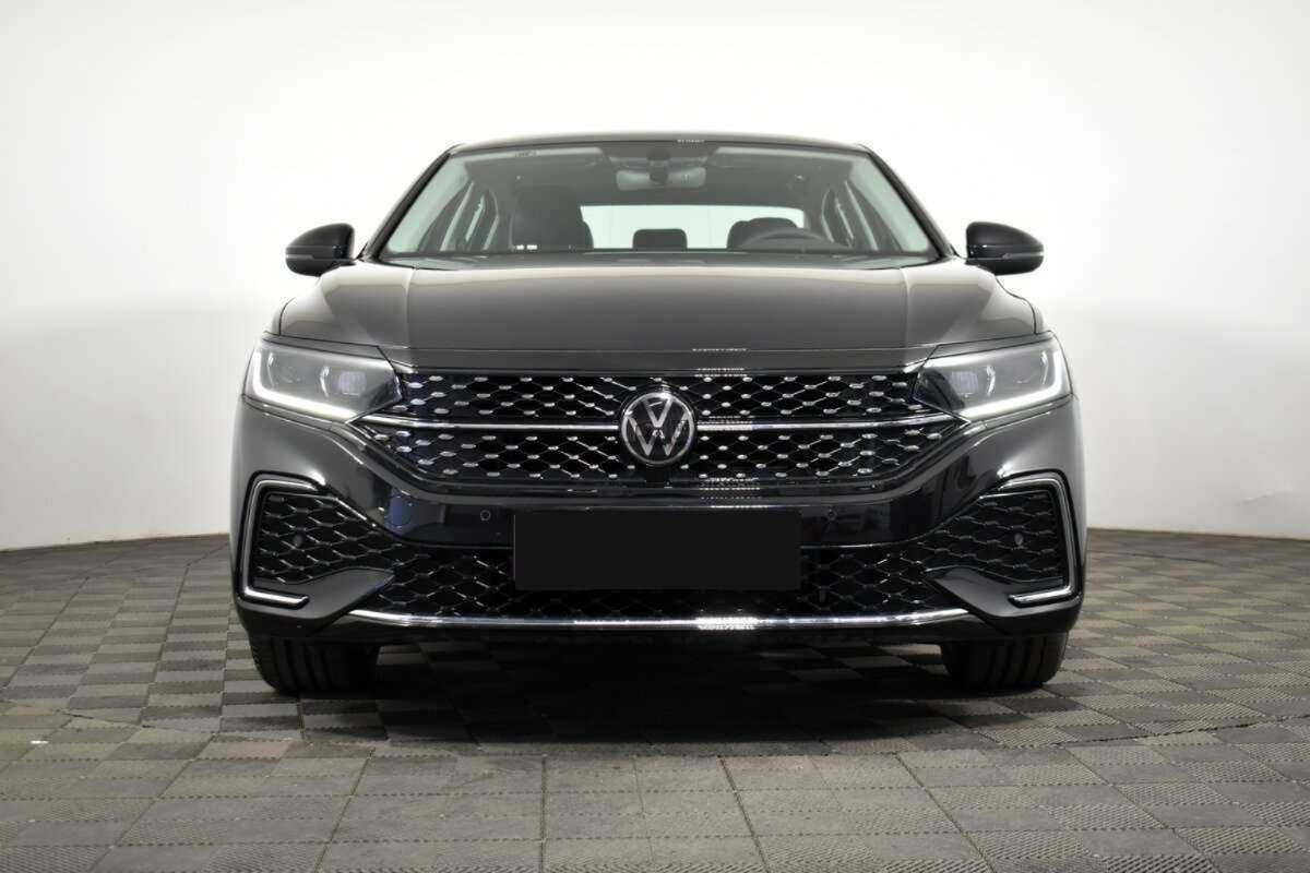 Купить Volkswagen Passat с пробегом. Фото: #1