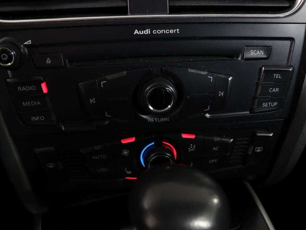 Купить Audi A4 с пробегом. Фото: #17
