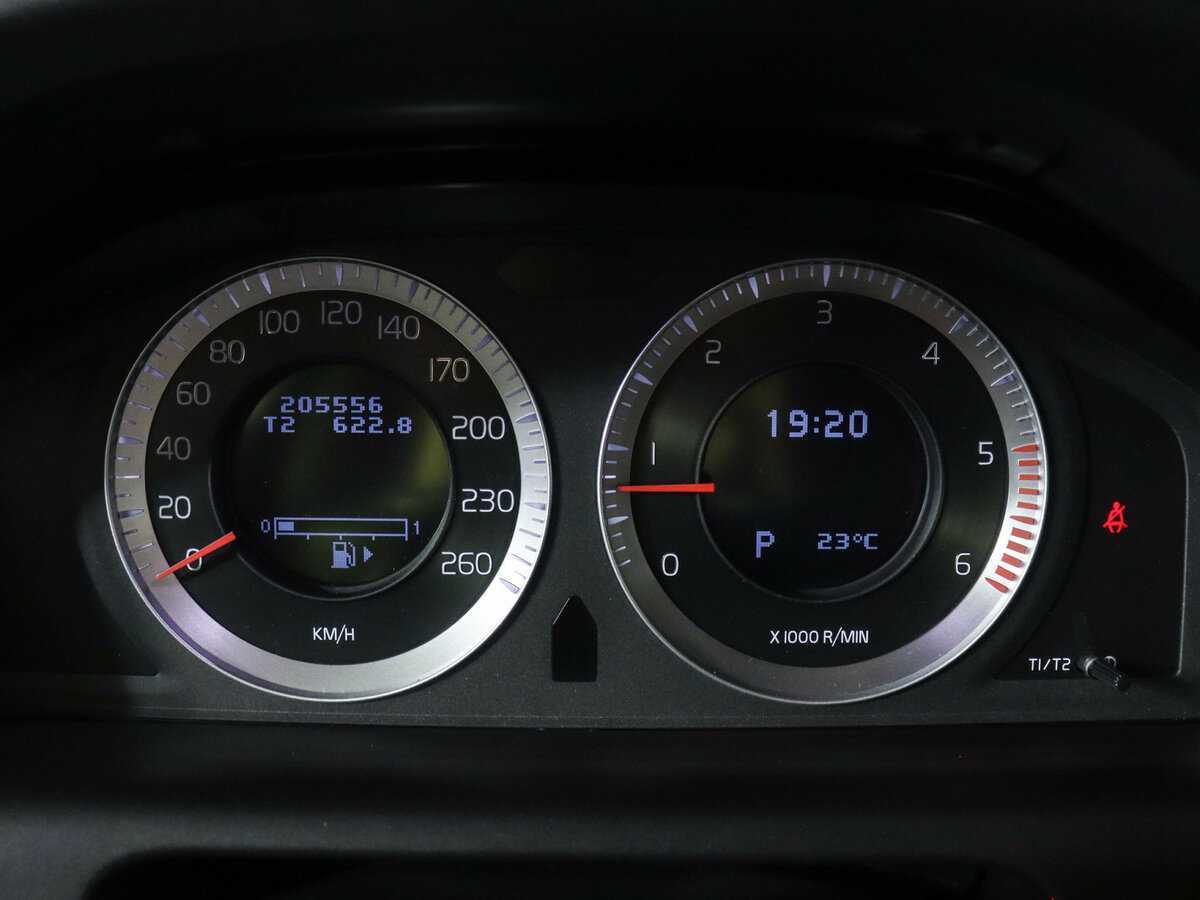 Купить Volvo XC60 с пробегом. Фото: #7