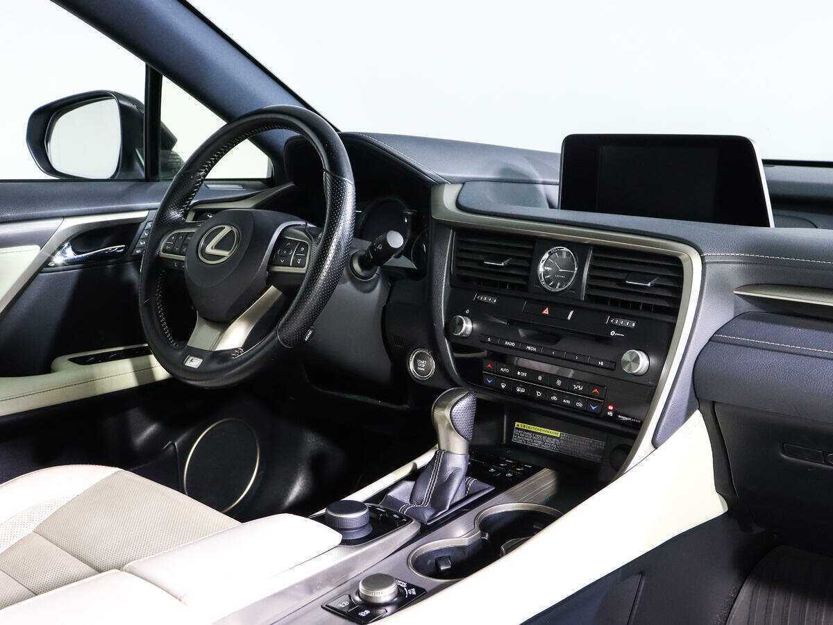 Купить Lexus RX с пробегом. Фото: #8
