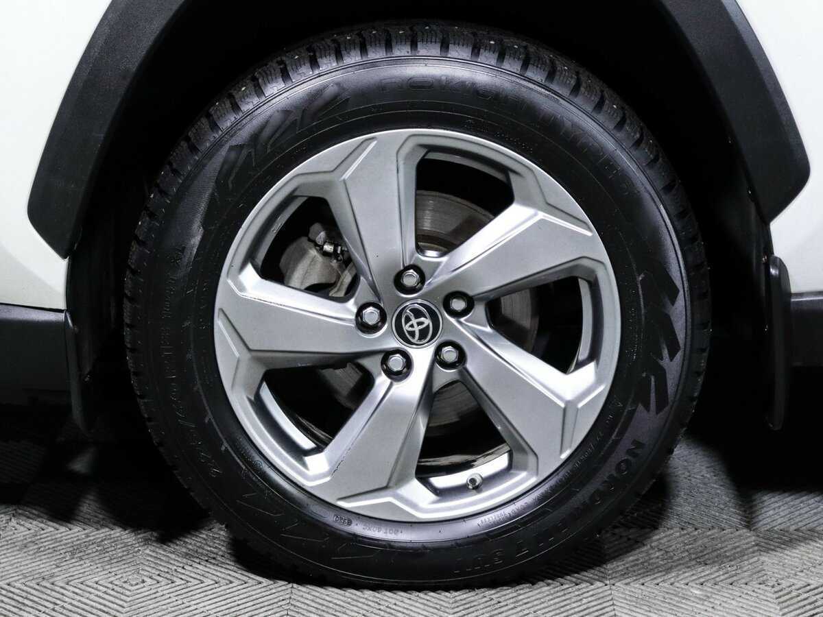 Купить Toyota RAV4 с пробегом. Фото: #14