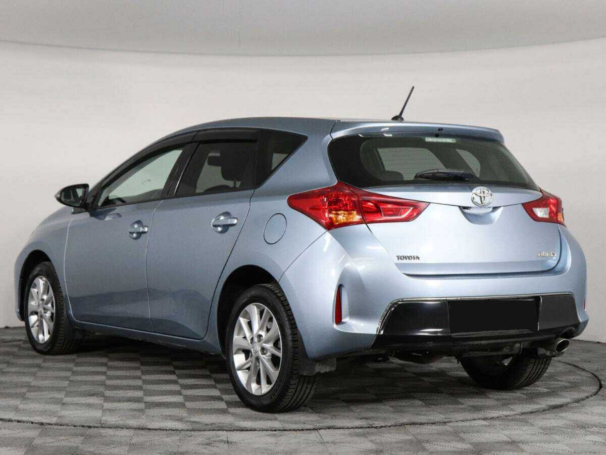 Купить Toyota Auris с пробегом. Фото: #6