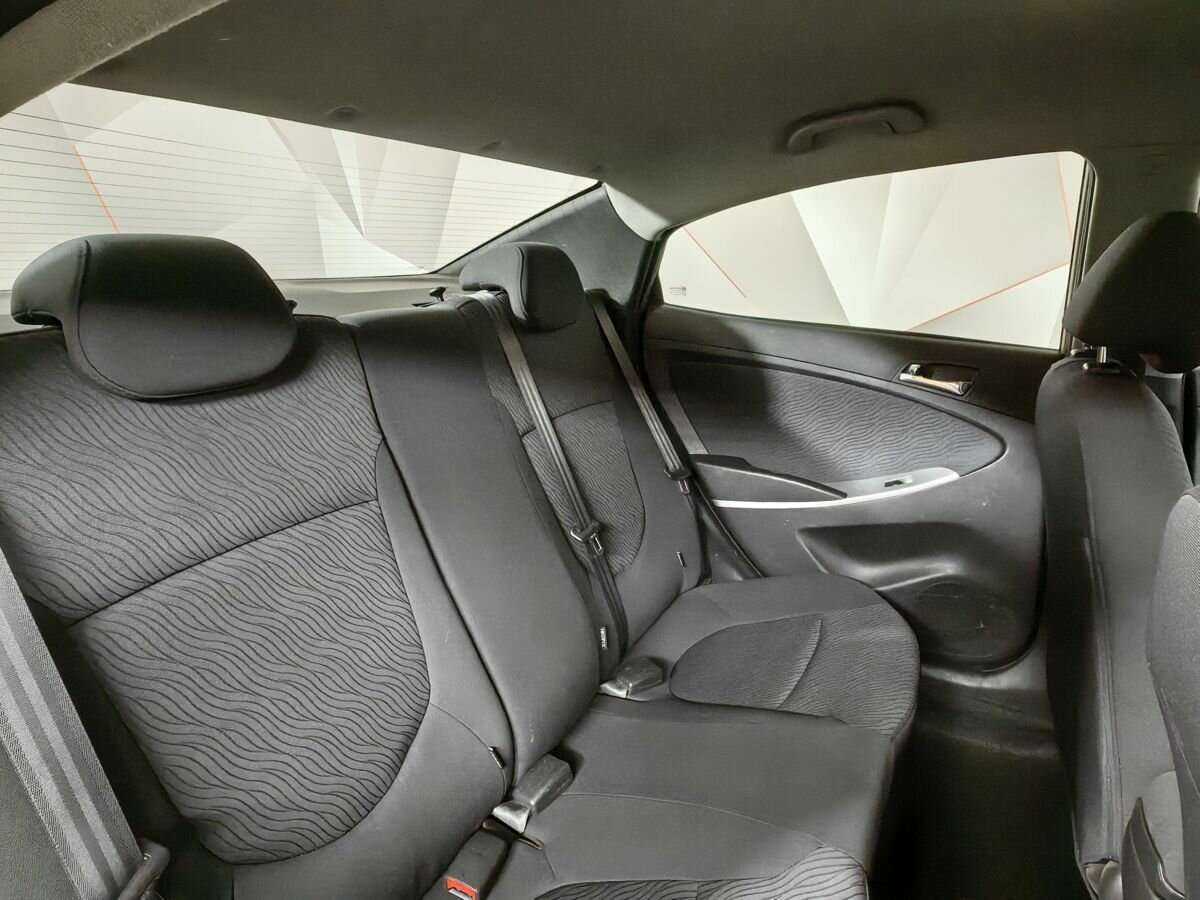 Купить Hyundai Solaris с пробегом. Фото: #12