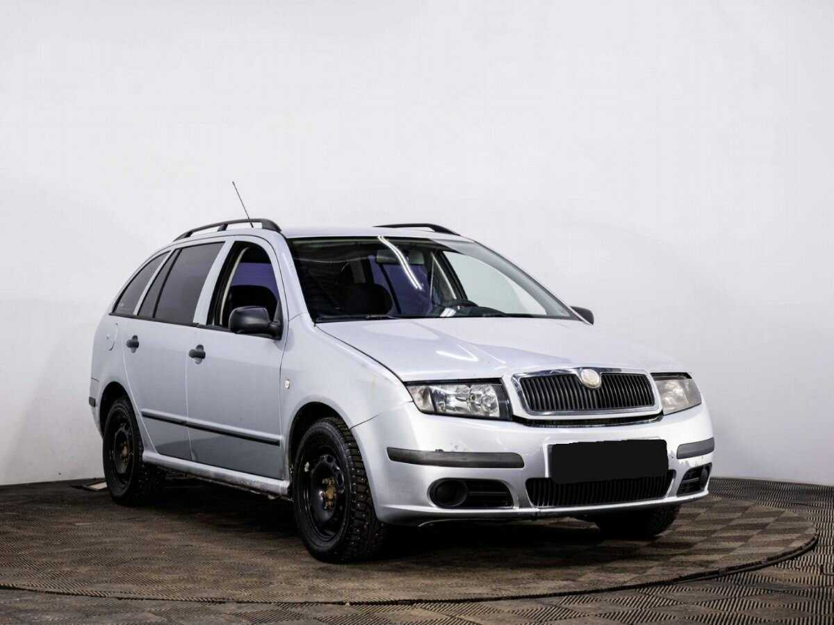 Купить Skoda Fabia с пробегом. Фото: #2