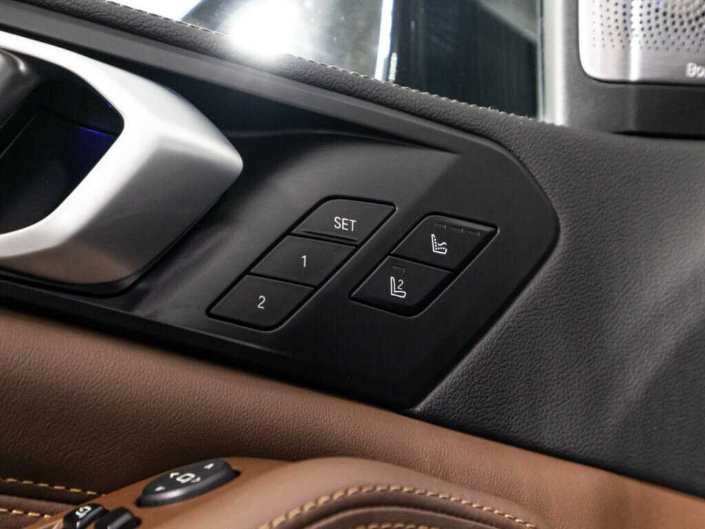 Купить BMW X5 с пробегом. Фото: #23