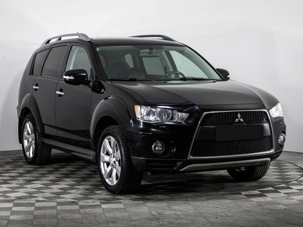 Купить Mitsubishi Outlander с пробегом. Фото: #2