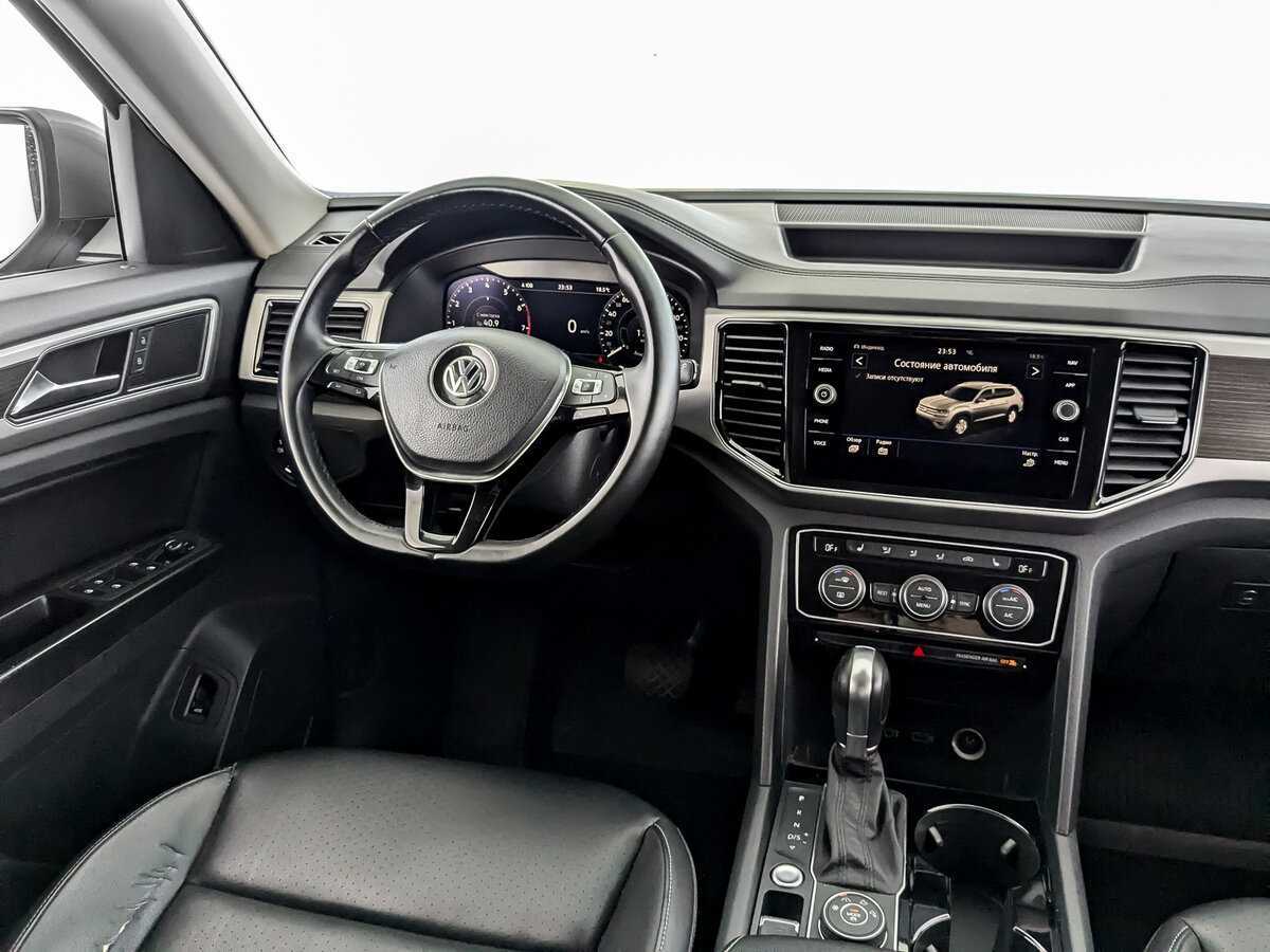 Купить Volkswagen Teramont с пробегом. Фото: #24