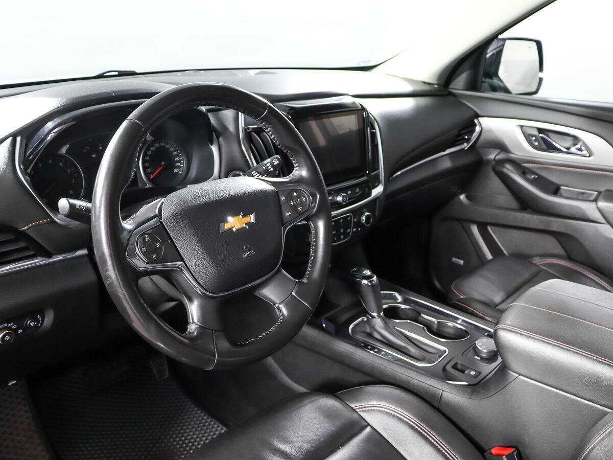 Купить Chevrolet Traverse с пробегом. Фото: #11