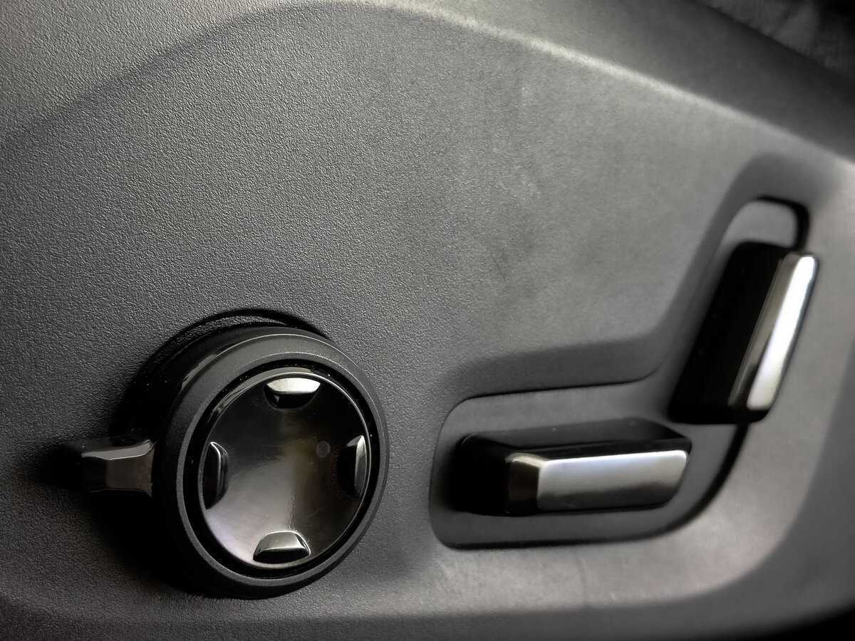 Купить Volvo XC90 с пробегом. Фото: #23
