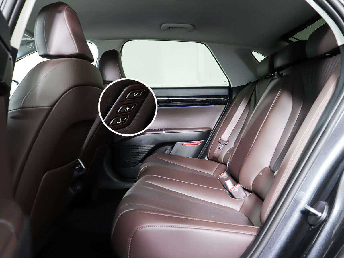 Купить Hyundai Grandeur с пробегом. Фото: #9
