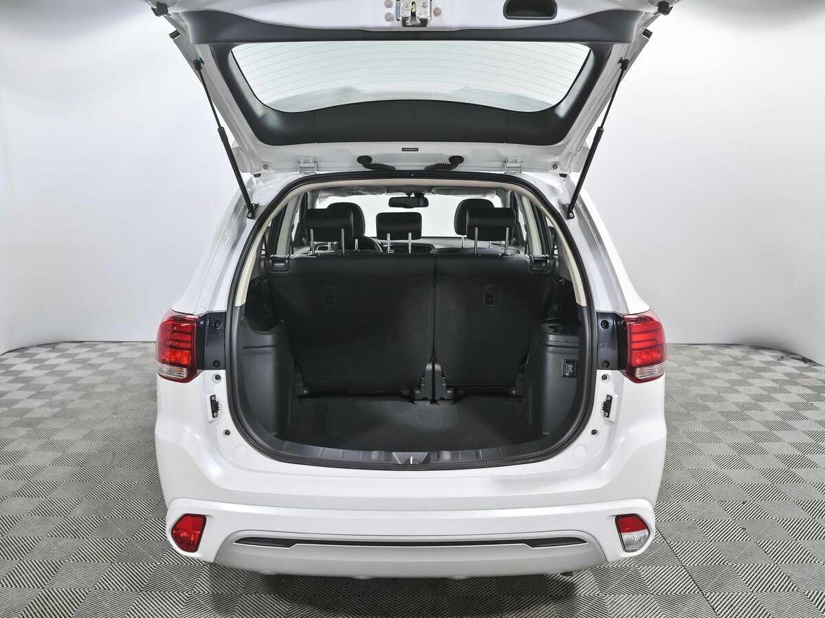 Купить Mitsubishi Outlander с пробегом. Фото: #19
