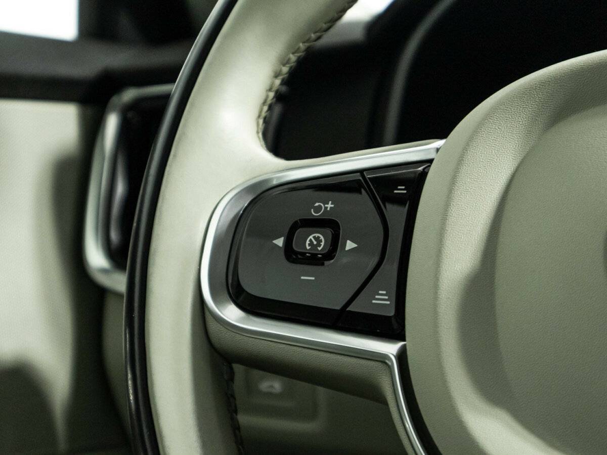 Купить Volvo V90 Cross Country с пробегом. Фото: #21