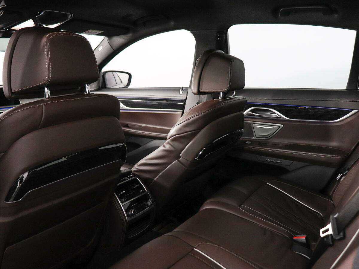 Купить BMW 7 серии с пробегом. Фото: #9