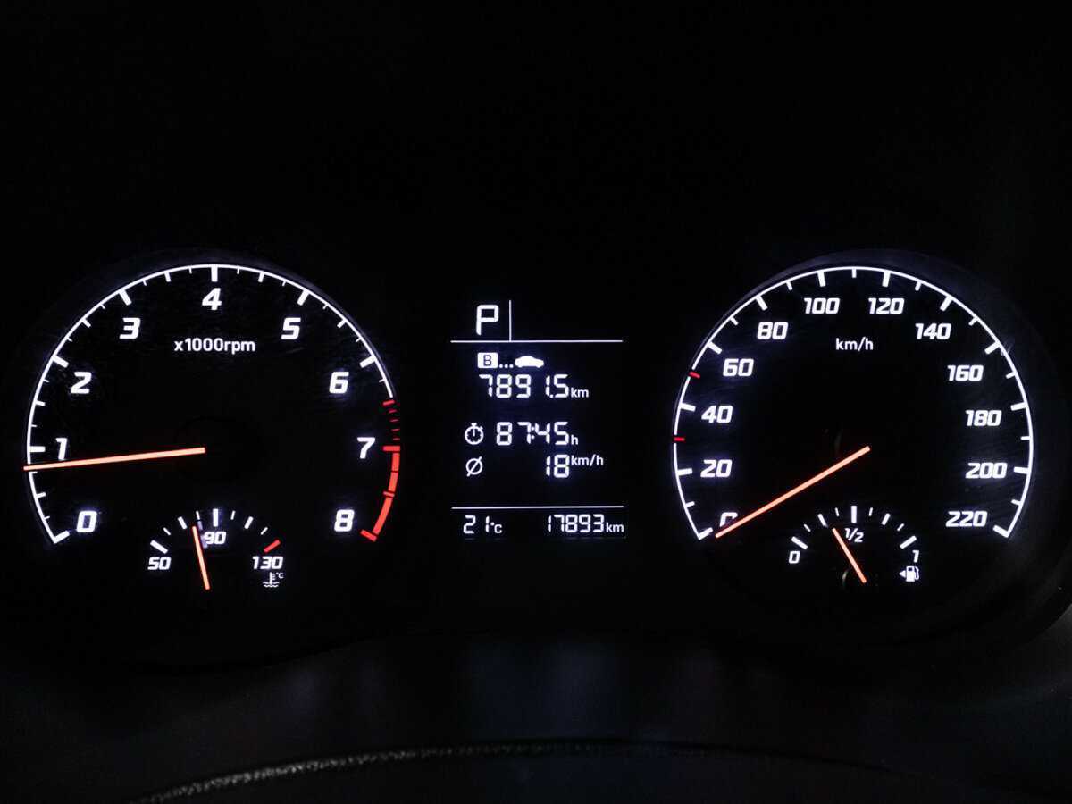Купить Hyundai Solaris с пробегом. Фото: #11
