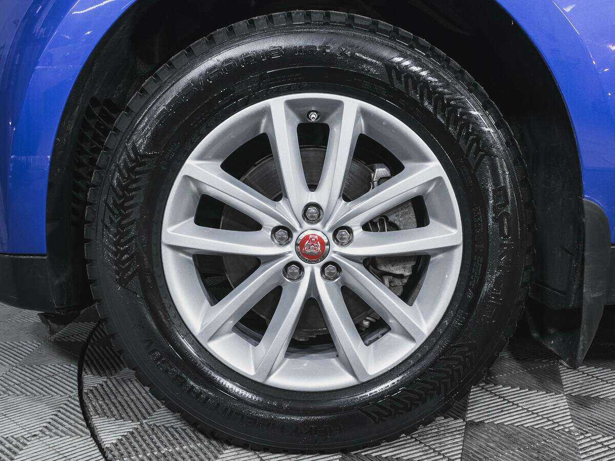 Купить Jaguar F-Pace с пробегом. Фото: #15