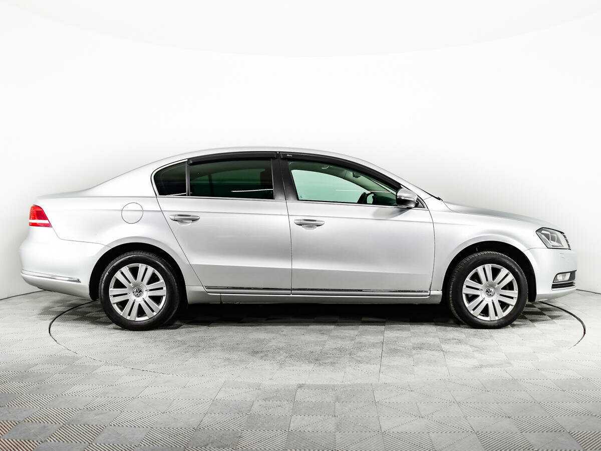 Купить Volkswagen Passat с пробегом. Фото: #3