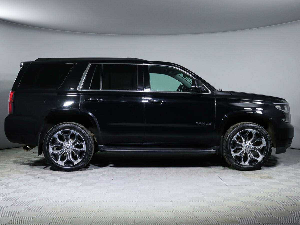 Купить Chevrolet Tahoe с пробегом. Фото: #3