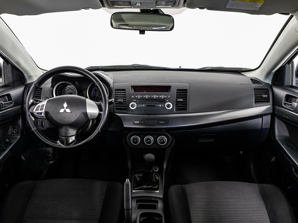 Купить Mitsubishi Lancer с пробегом. Фото: #7