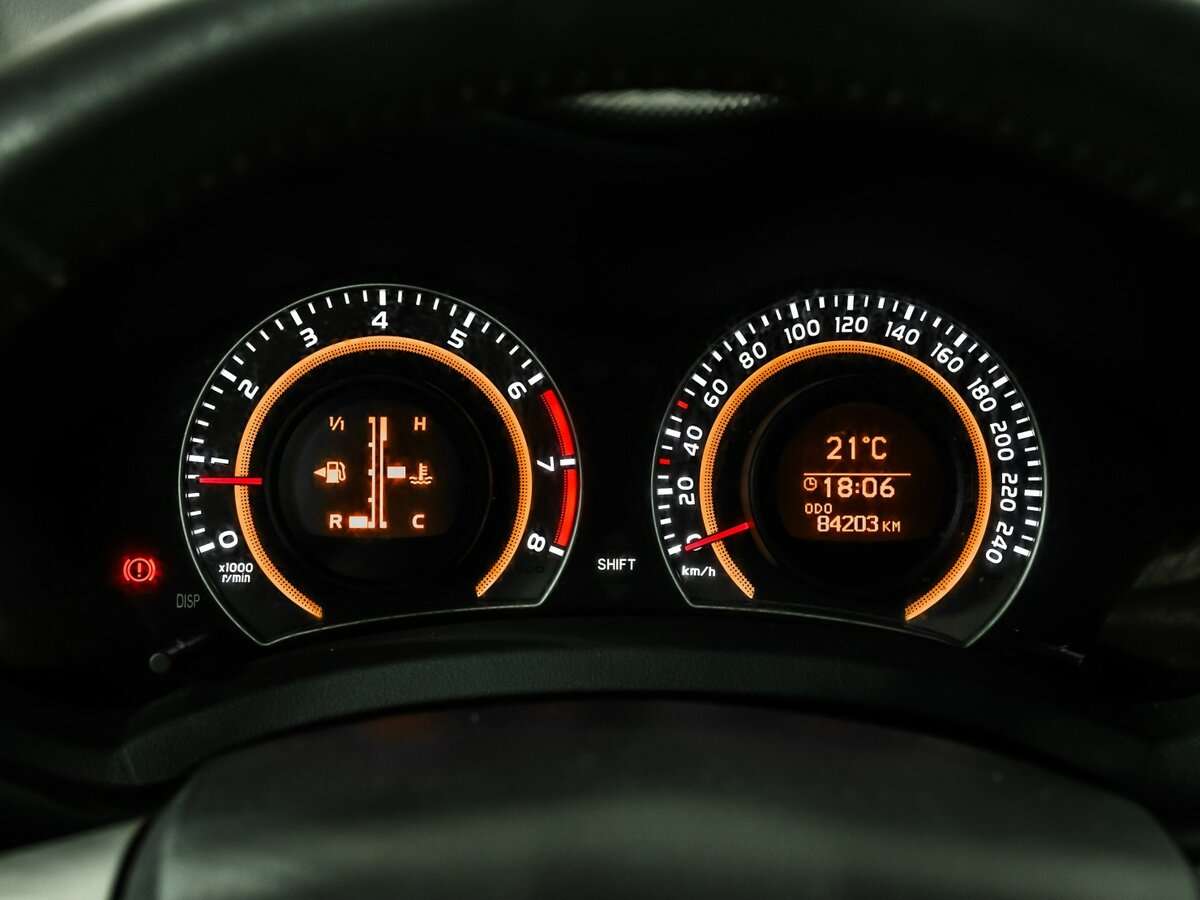 Купить Toyota Auris с пробегом. Фото: #9