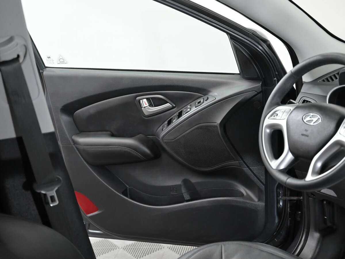 Купить Hyundai ix35 с пробегом. Фото: #7