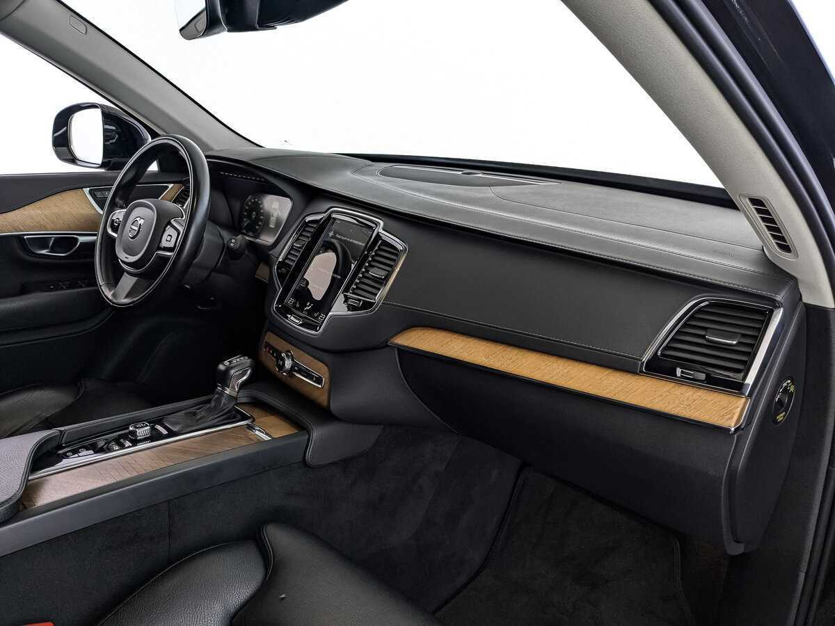 Купить Volvo XC90 с пробегом. Фото: #8